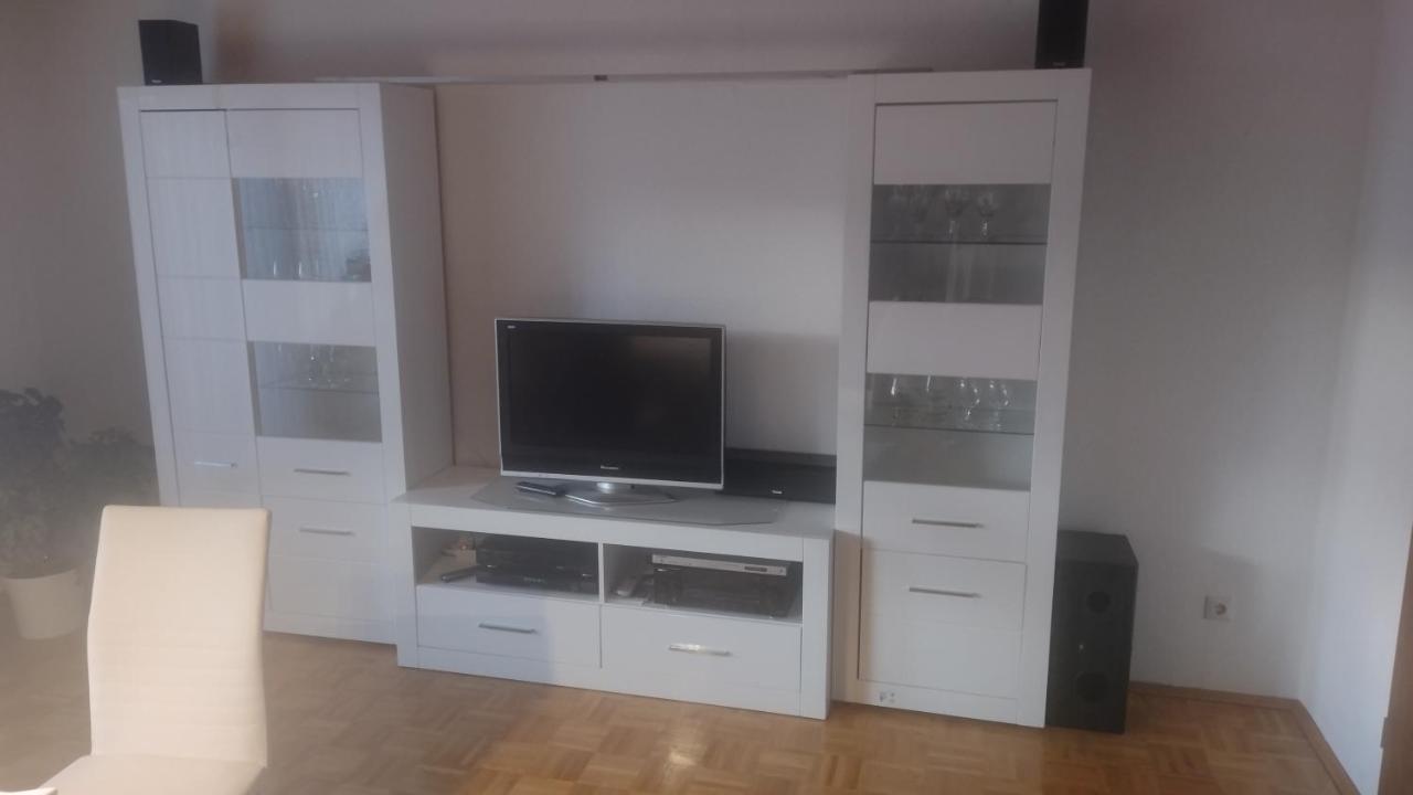 Ferienwohnung Villmar Bagian luar foto
